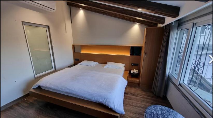 Deep Hotel Mussoorie Bagian luar foto