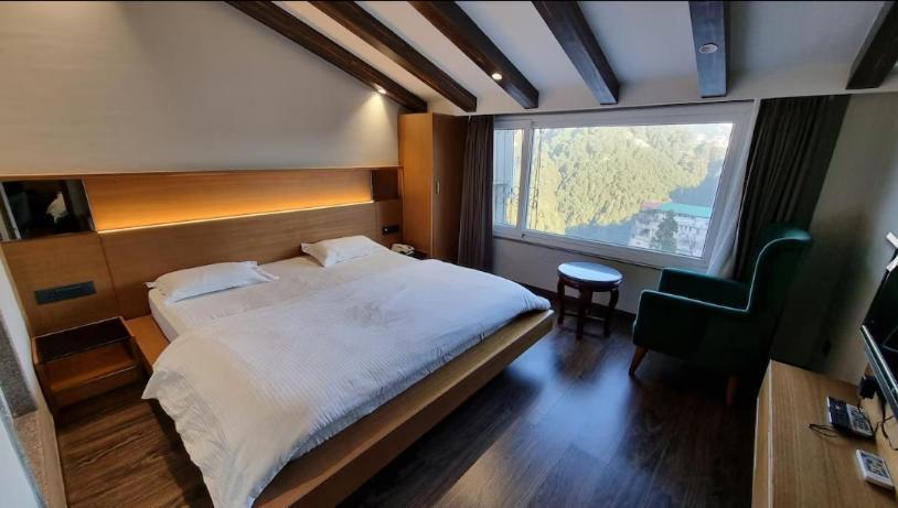 Deep Hotel Mussoorie Bagian luar foto