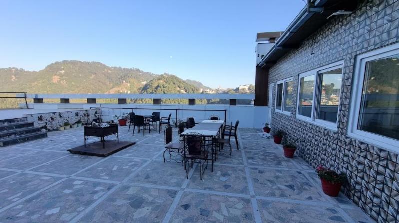 Deep Hotel Mussoorie Bagian luar foto
